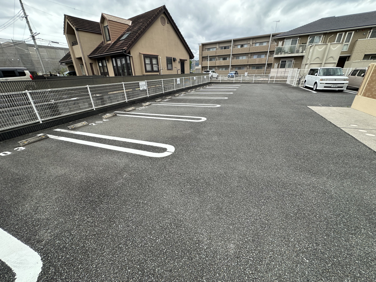 駐車場 写真14