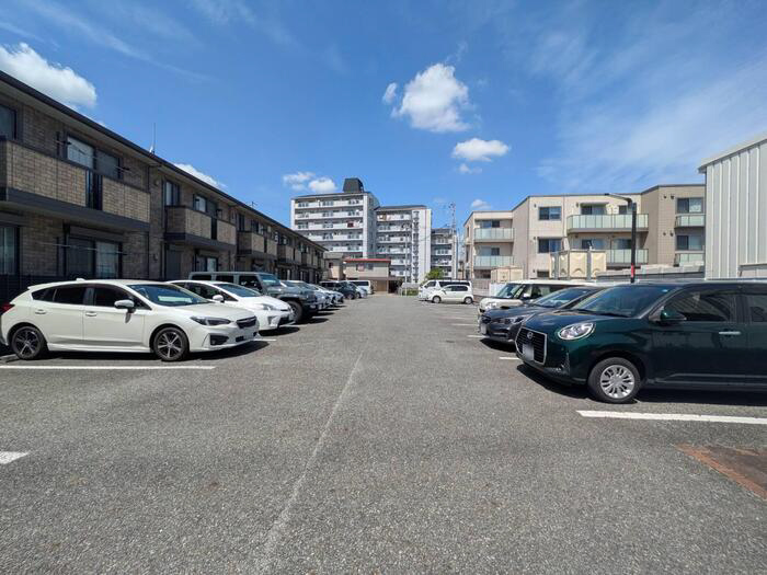 駐車場 写真12