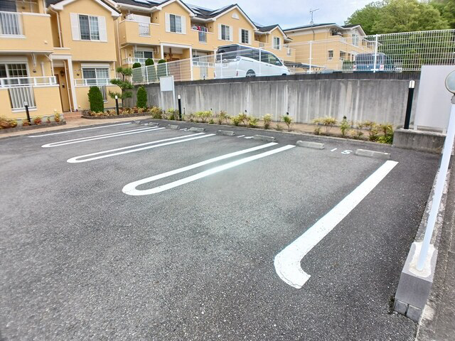 駐車場 写真13