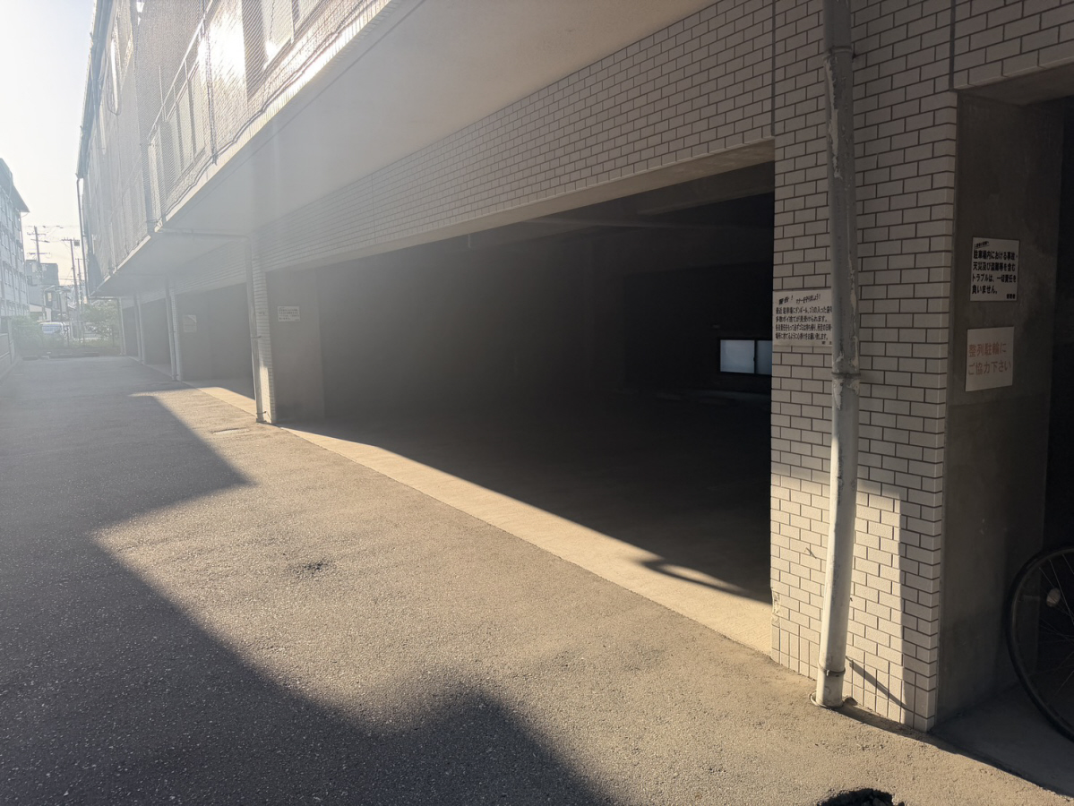 駐車場 写真15