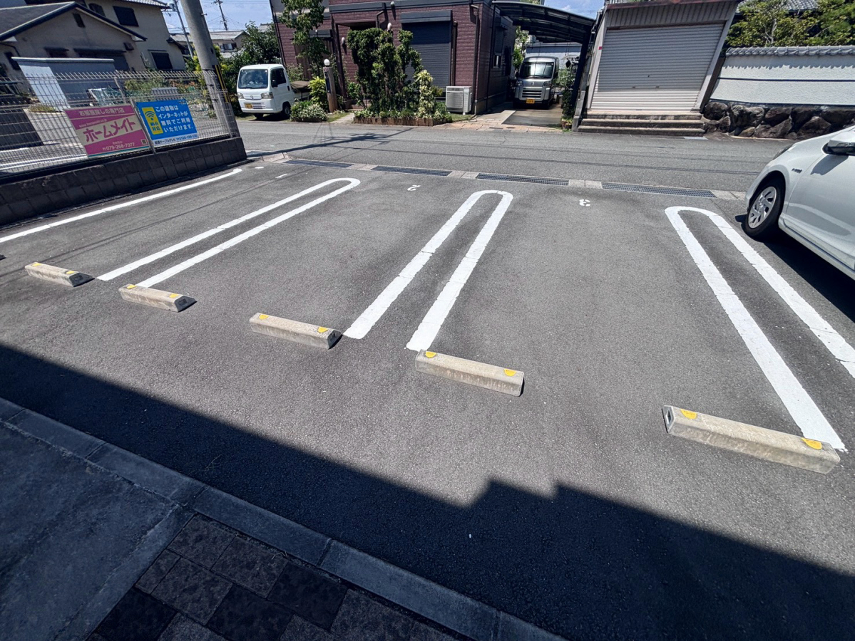駐車場 写真14
