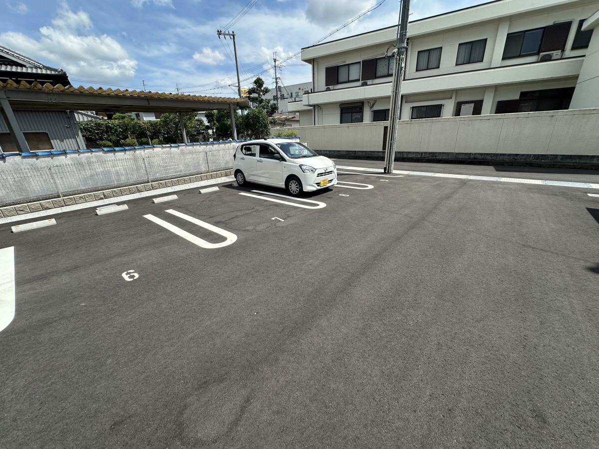 駐車場 写真14