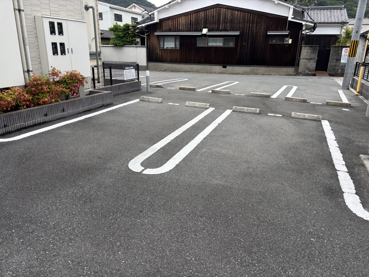 駐車場 写真15