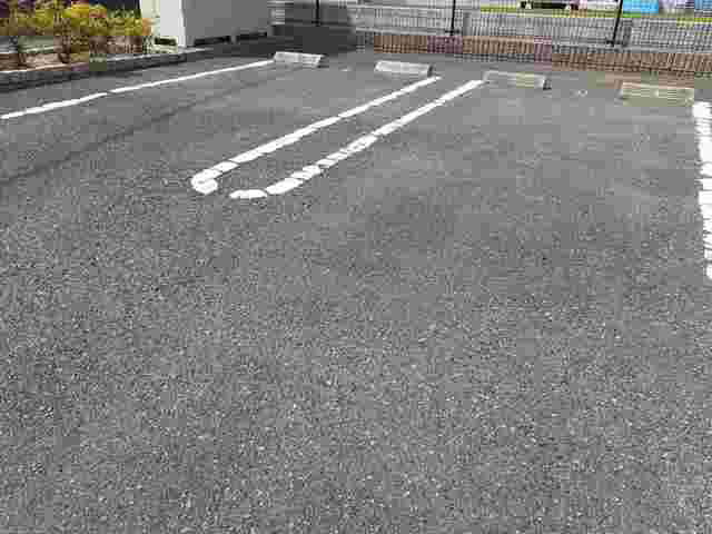 駐車場 写真13