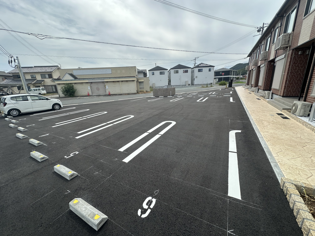 駐車場 写真14