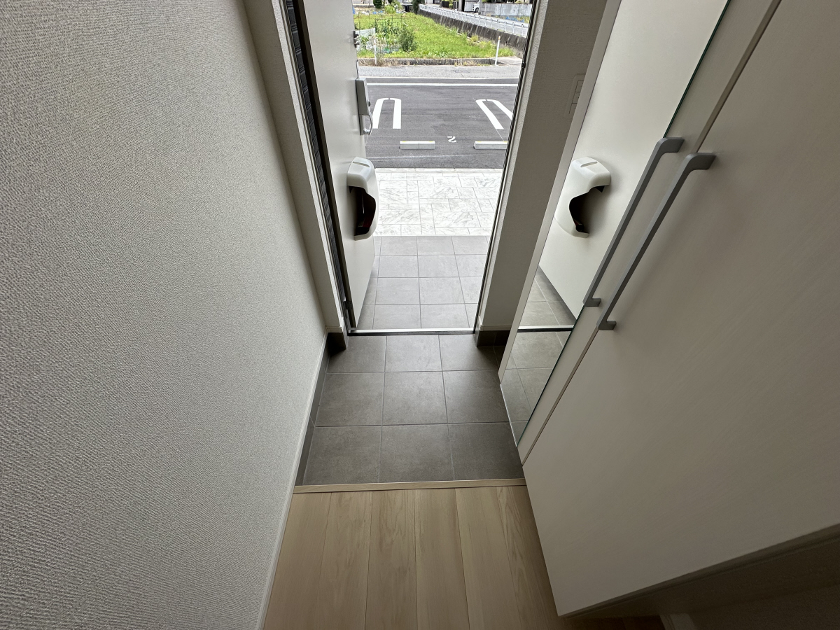 玄関 写真9
