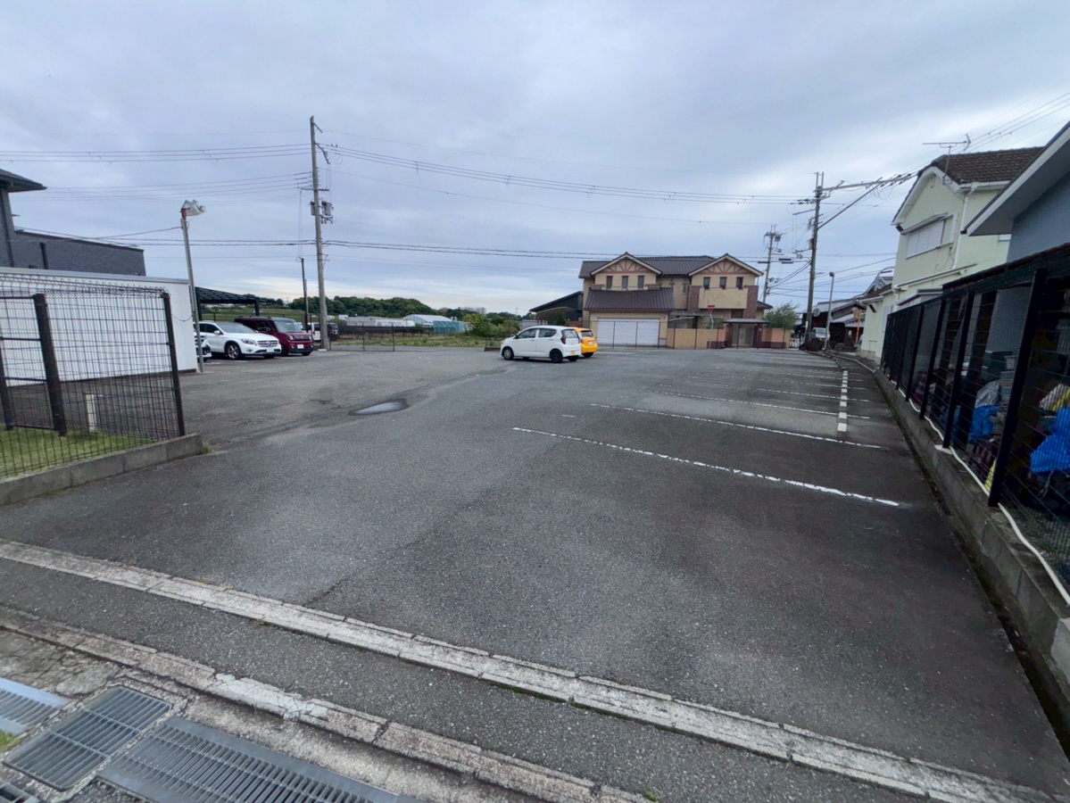 駐車場 写真14