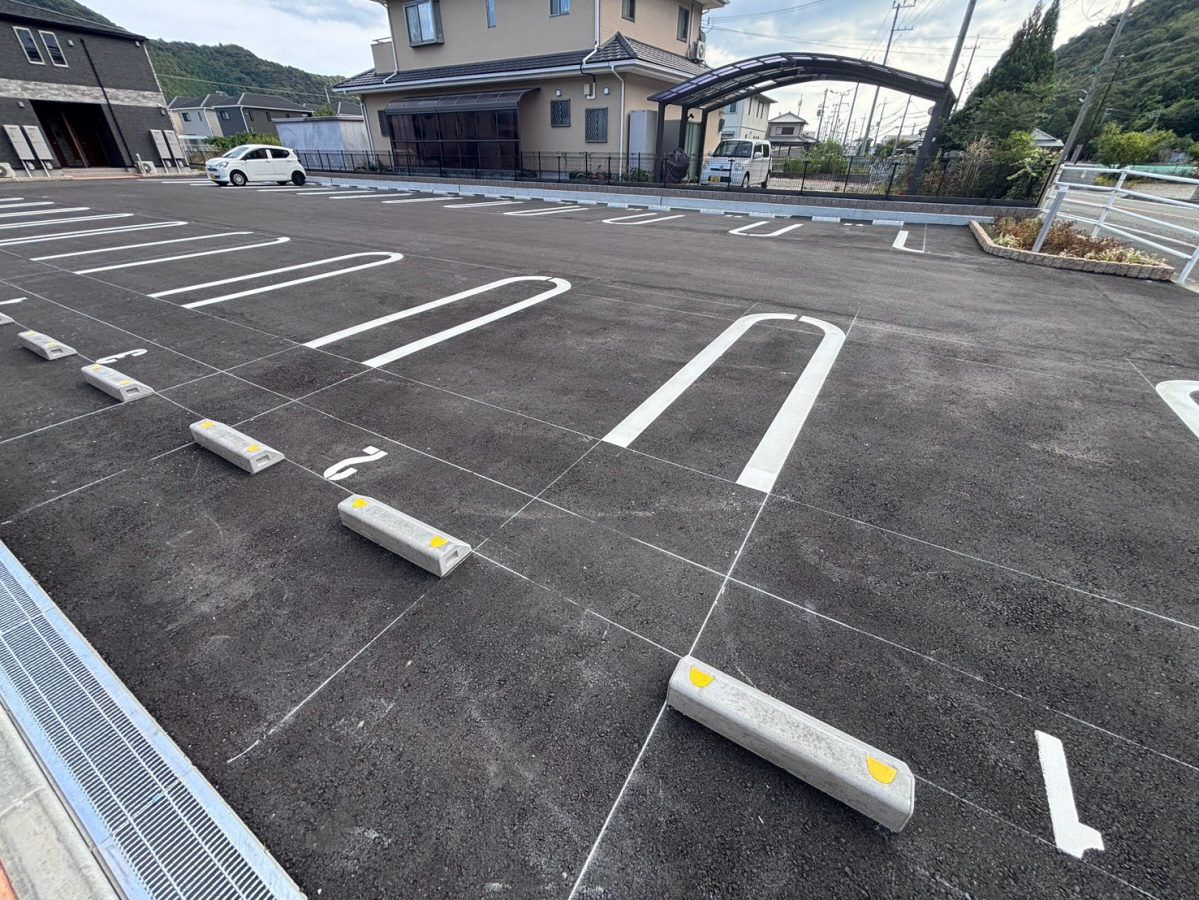 駐車場 写真14