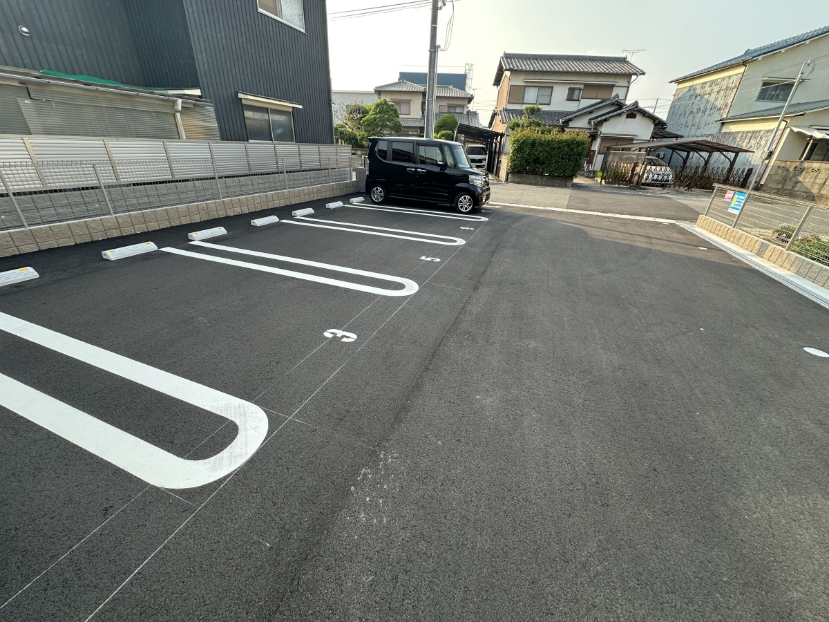 駐車場 写真14
