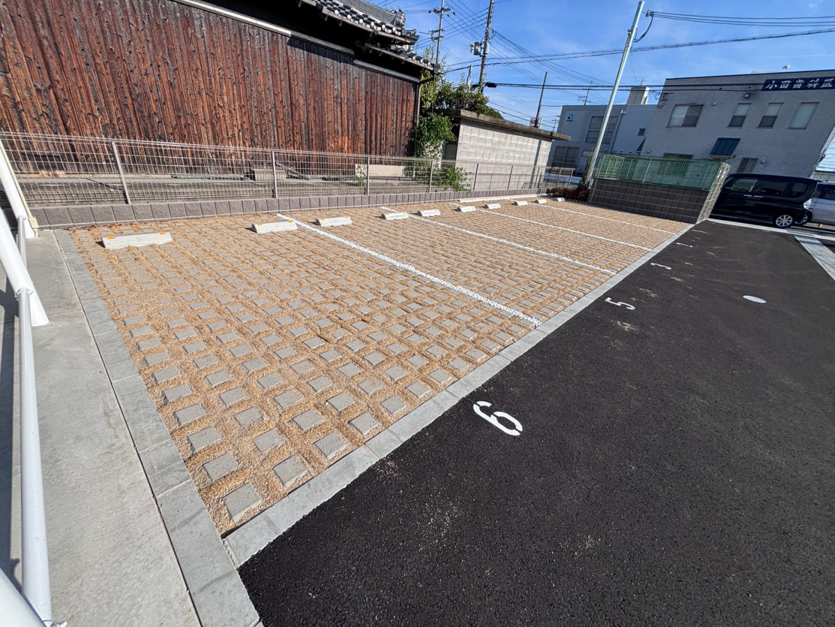 駐車場 写真15