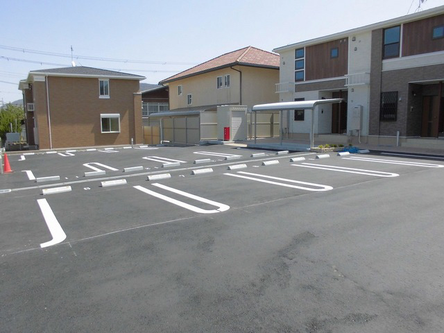 駐車場 写真13