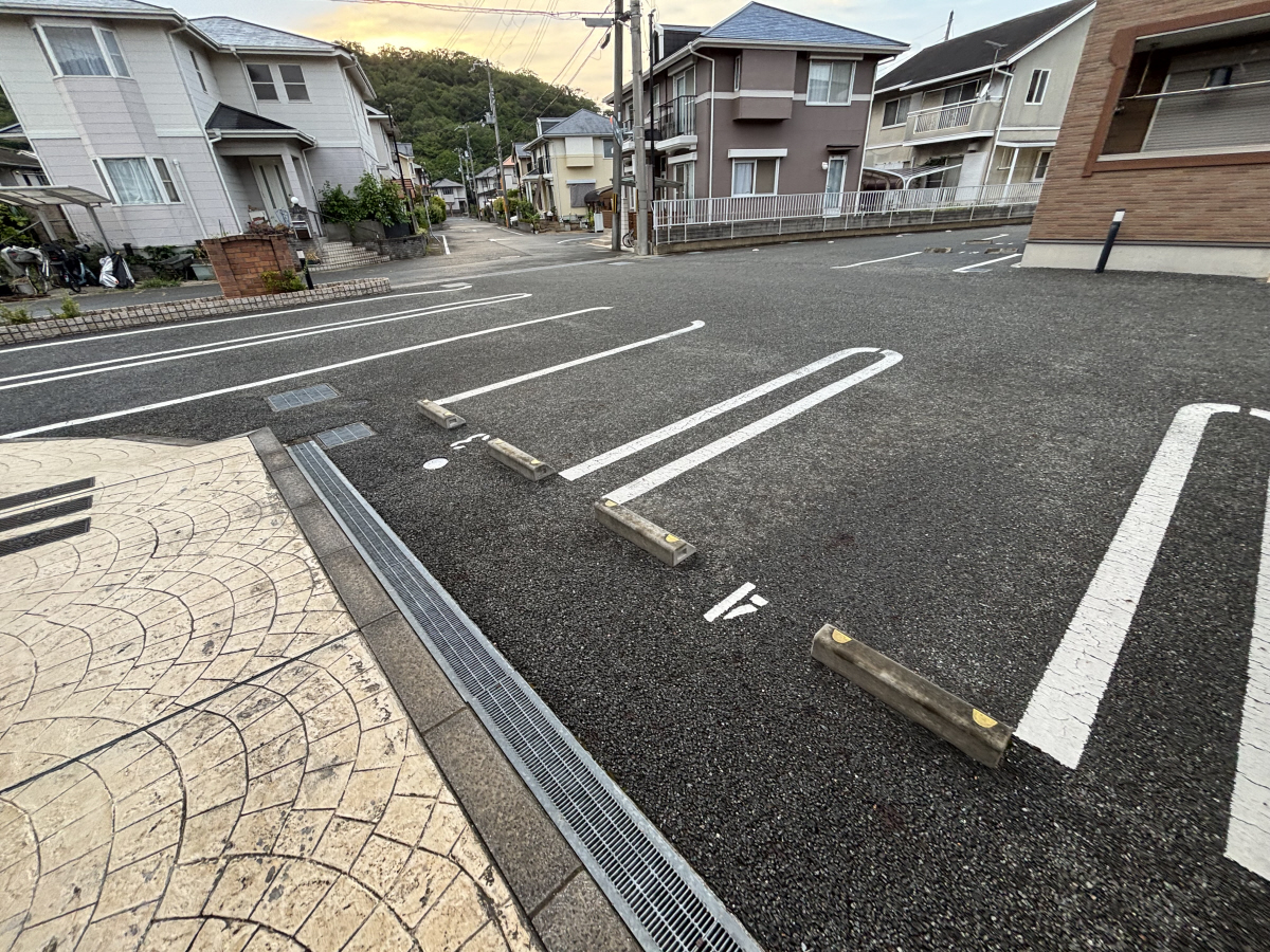 駐車場 写真15