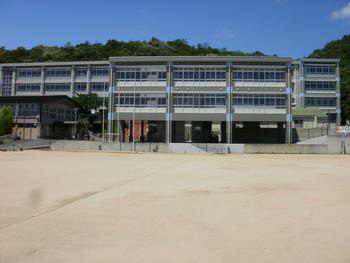別所小学校まで1411m (徒歩18分) 写真21