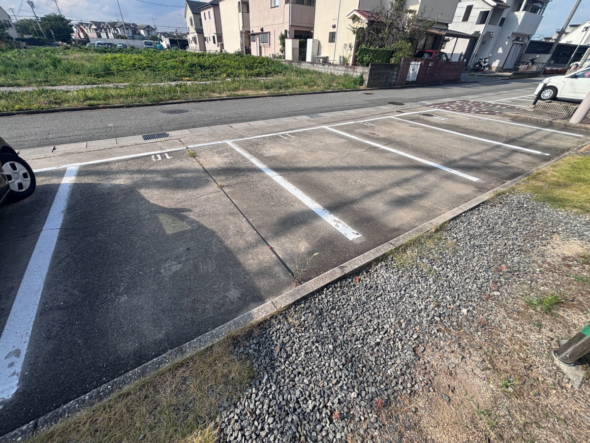 駐車場 写真15