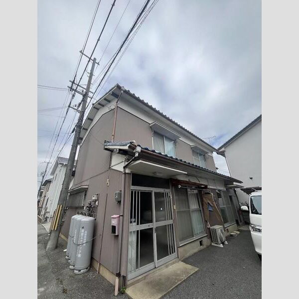 山本借家