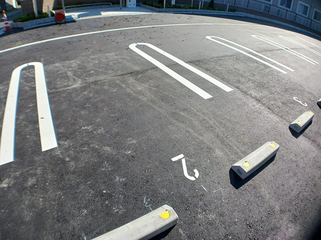 駐車場 写真12