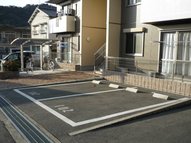 駐車場 写真2