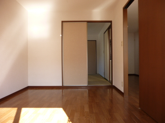 居室 写真12