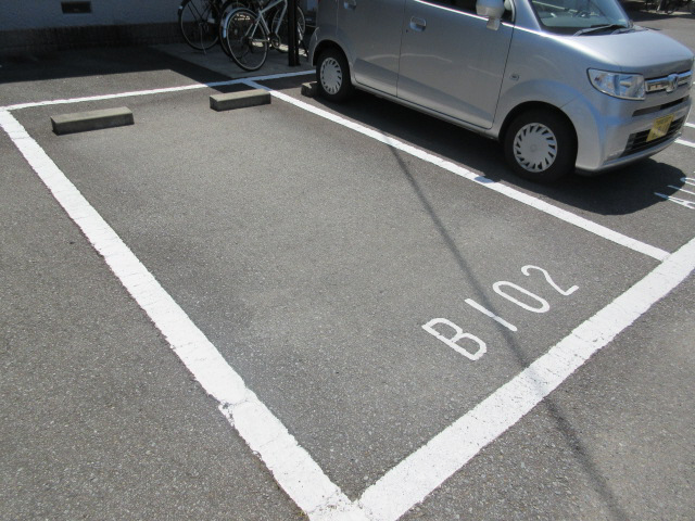 駐車場 写真13