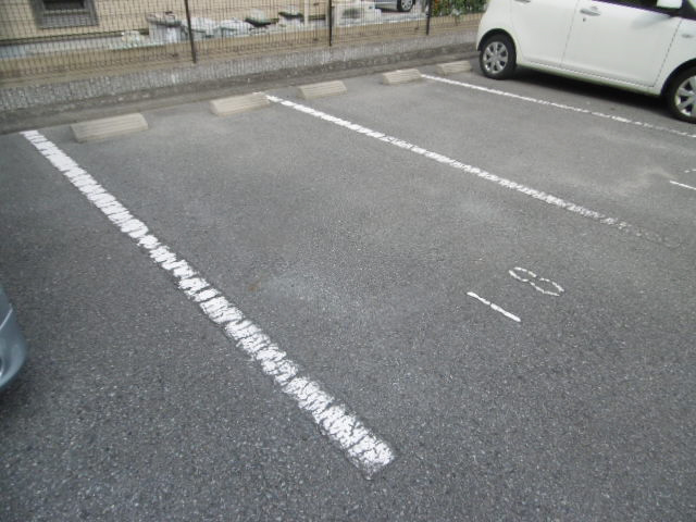 駐車場 写真13