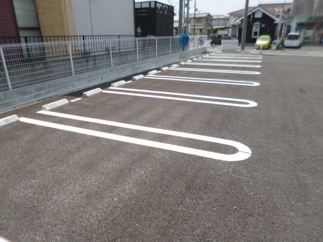 駐車場 写真12