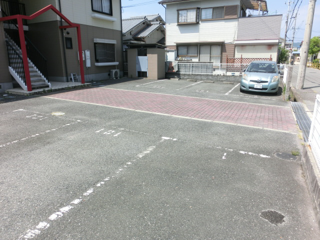 駐車場 写真11