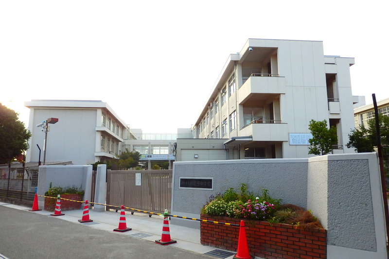飾磨西中学校まで627m (徒歩8分) 写真22