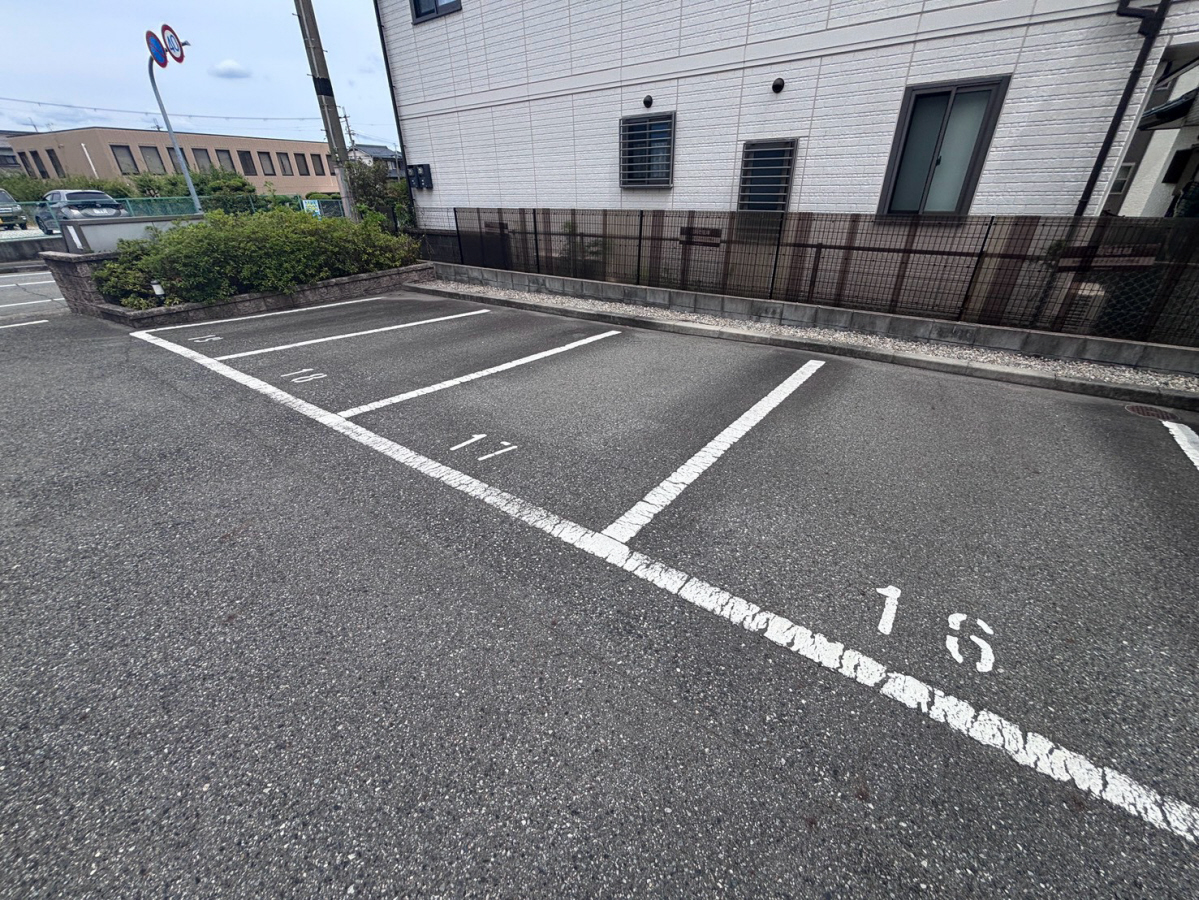 駐車場 写真15