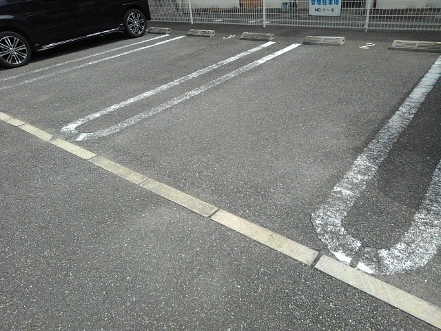 駐車場 写真13