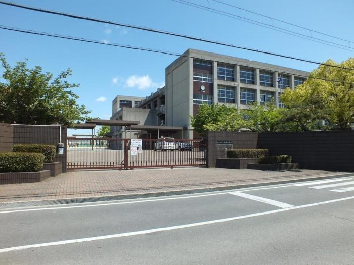 陵南中学校まで647m (徒歩9分) 写真22
