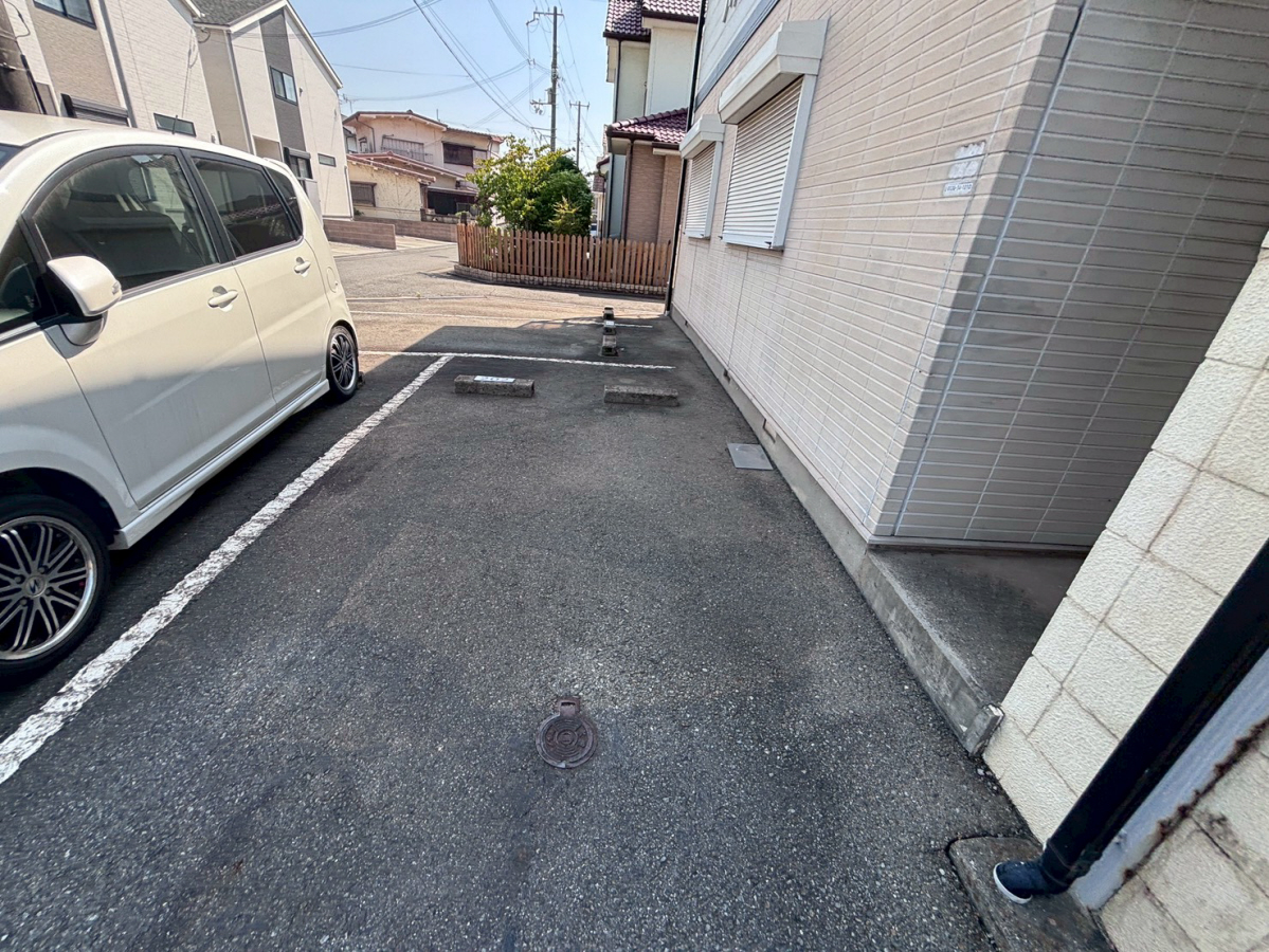 駐車場 写真14