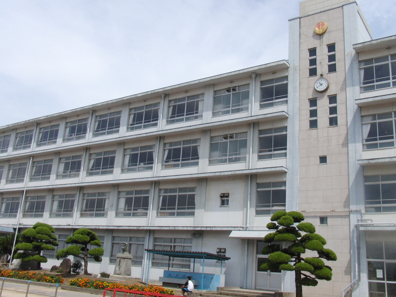 妻鹿小学校まで919m (徒歩12分) 写真21