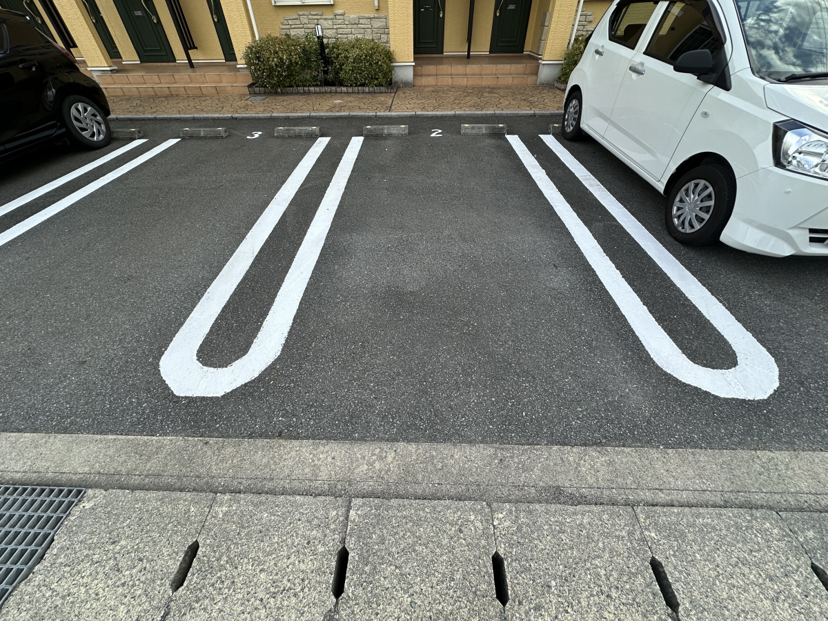 駐車場 写真13