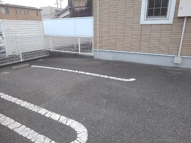 駐車場 写真13