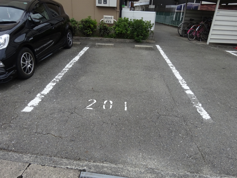 駐車場 写真13