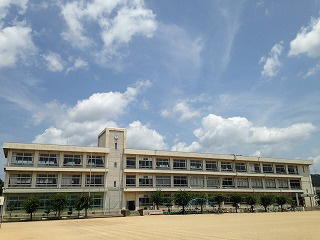 八幡小学校まで845m (徒歩11分) 写真21