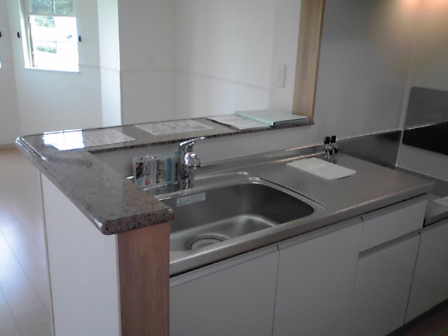 キッチン 人気のカウンターキッチンです☆ 写真2