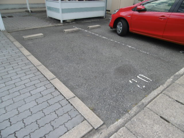 駐車場 写真13
