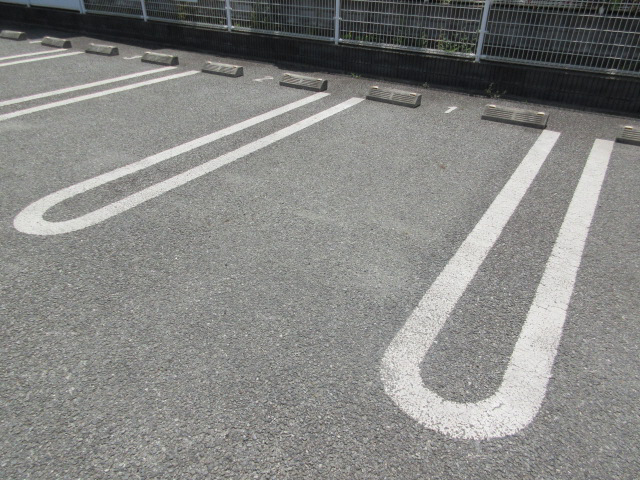 駐車場 写真13