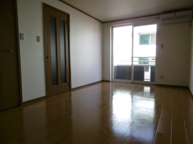 居室 写真16