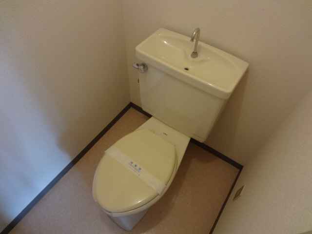 トイレ トイレ ウォシュレット設置可能です(^^♪ 写真5