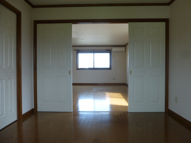 居室 写真16