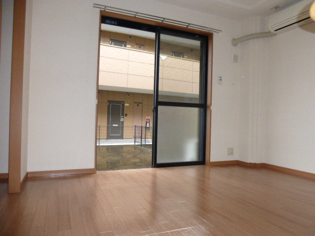 リビング 写真18