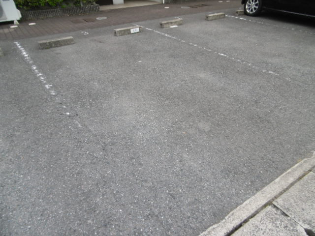 駐車場 写真13