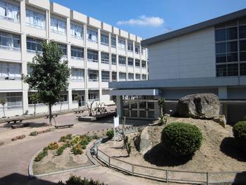 東中学校まで1046m (徒歩14分) 写真22