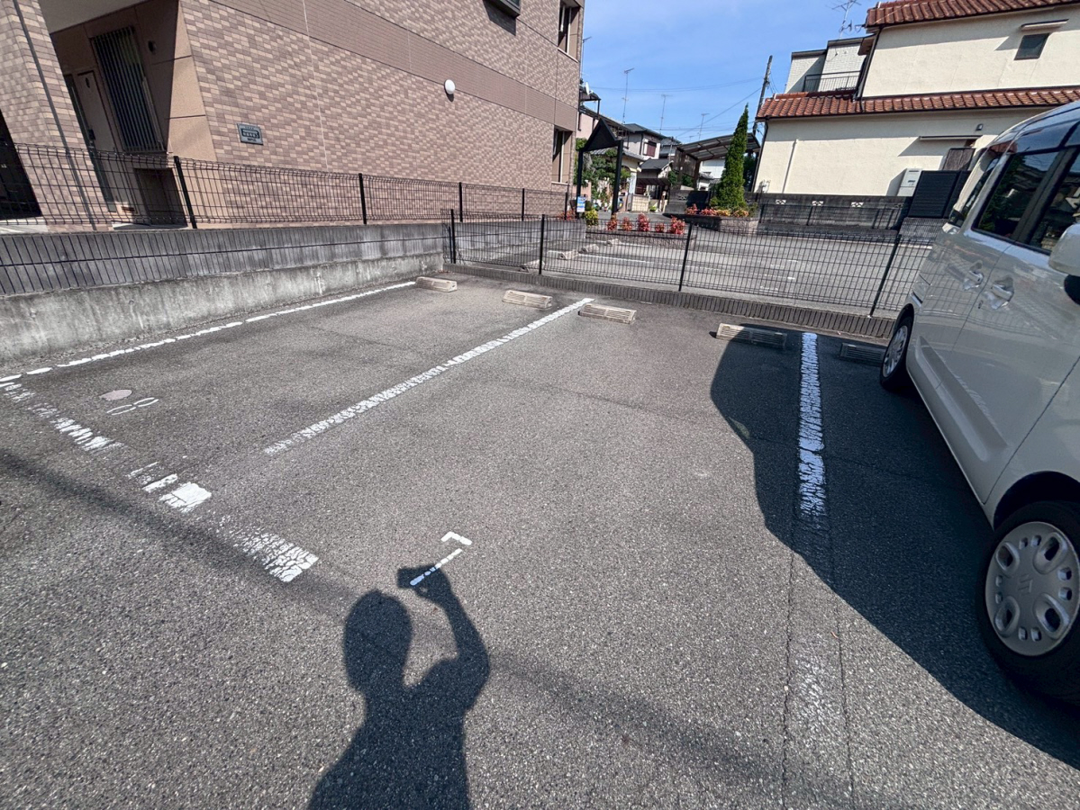 駐車場 写真12