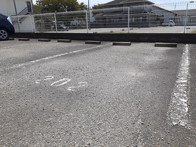 駐車場 写真13