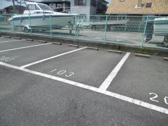 駐車場 写真12