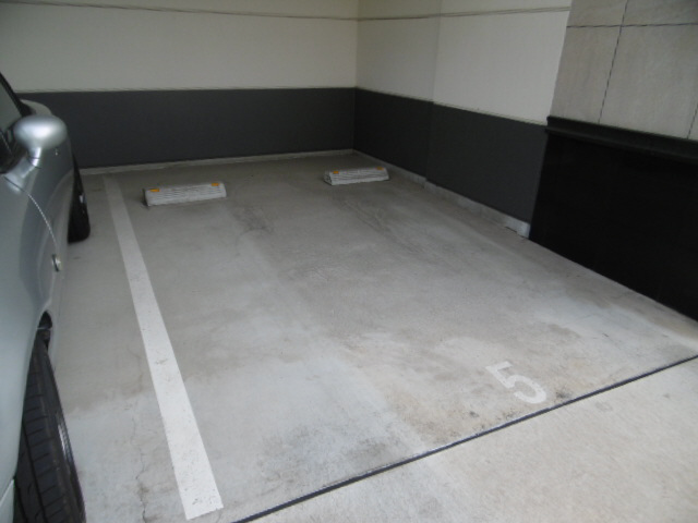 駐車場 写真7