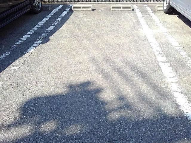駐車場 写真12